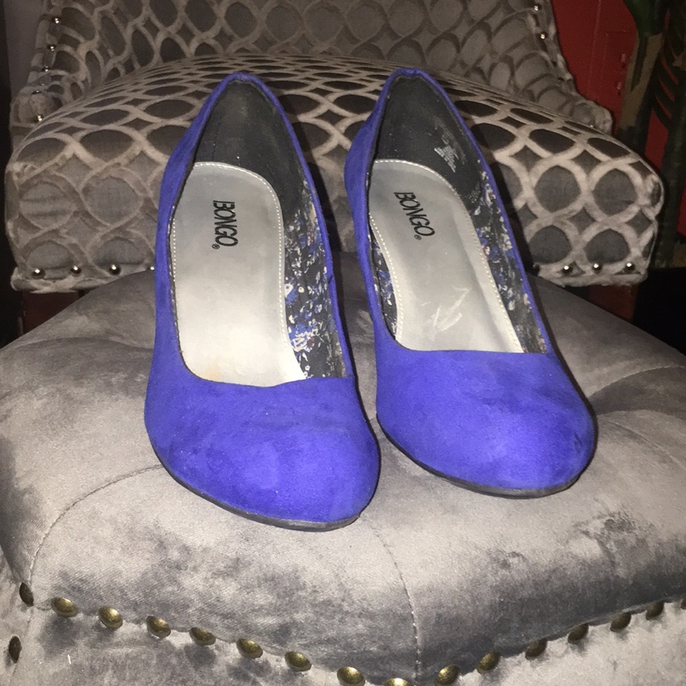 Blue suave shoes